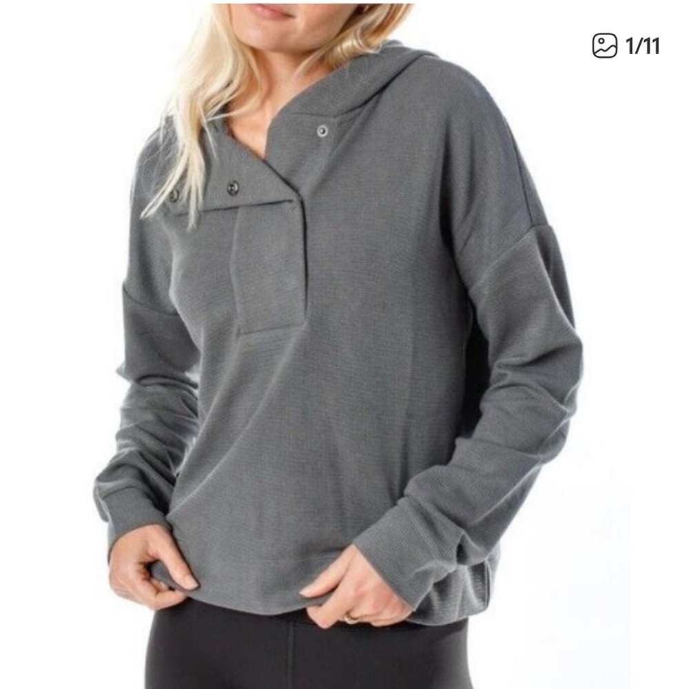 Vuori Bayview Thermal Hoodie Shale Color